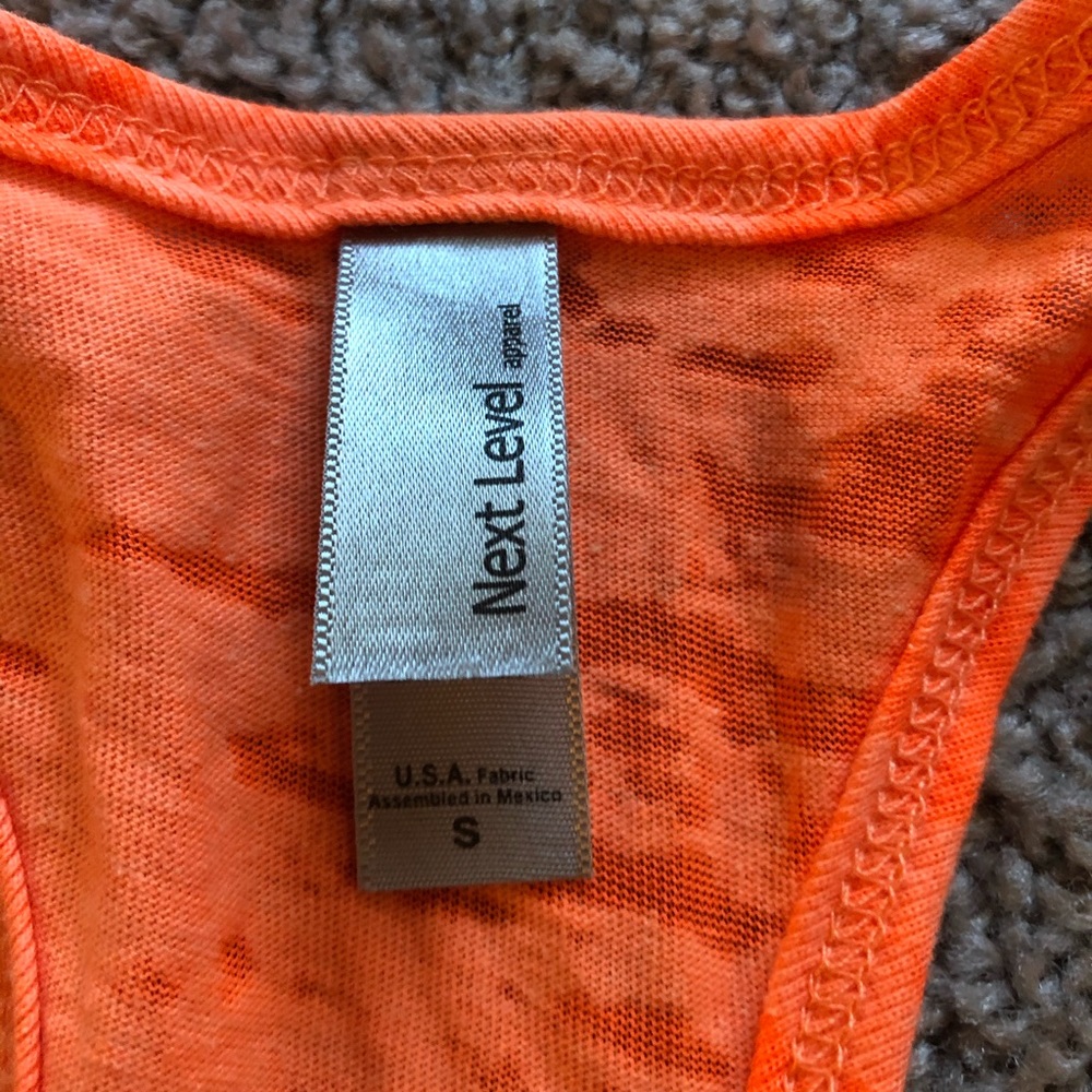 Tank top - Picture 2 of 3